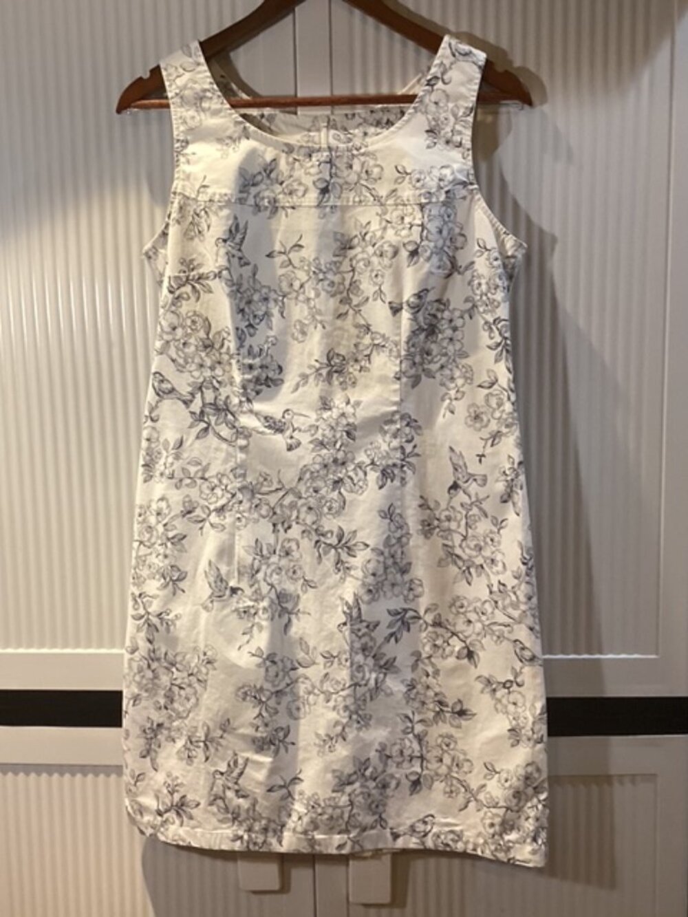 Sleeveless Dress by Duck Head SZ 10 Blue & White Toile de‎ Jouy Pattern Floral